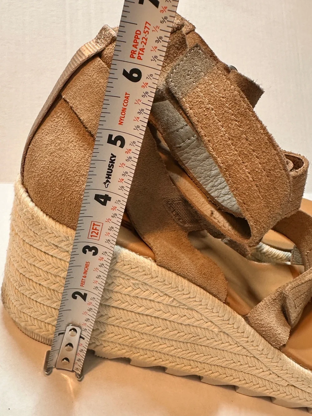 Sorel Women’s Suede Wrap Wedge Sandals in Taupe size 10